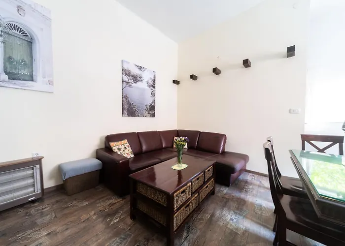 Sentimento 아파트 풀라