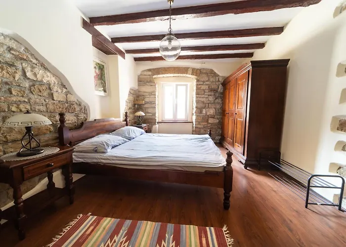 Sentimento 아파트 풀라